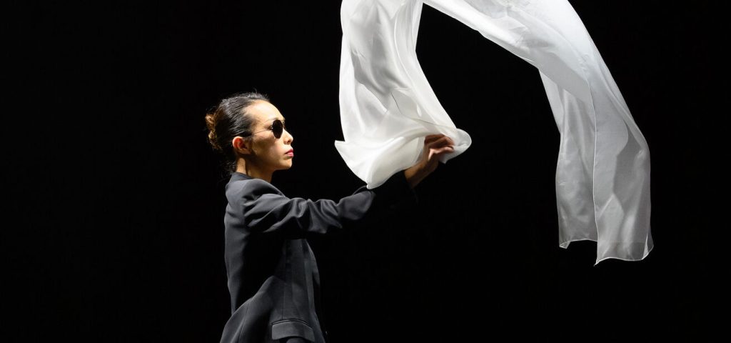 031 chigusa fujiyoshi carmen rosa boléro foto christian krautzberger lt1 4100 verbessert rr