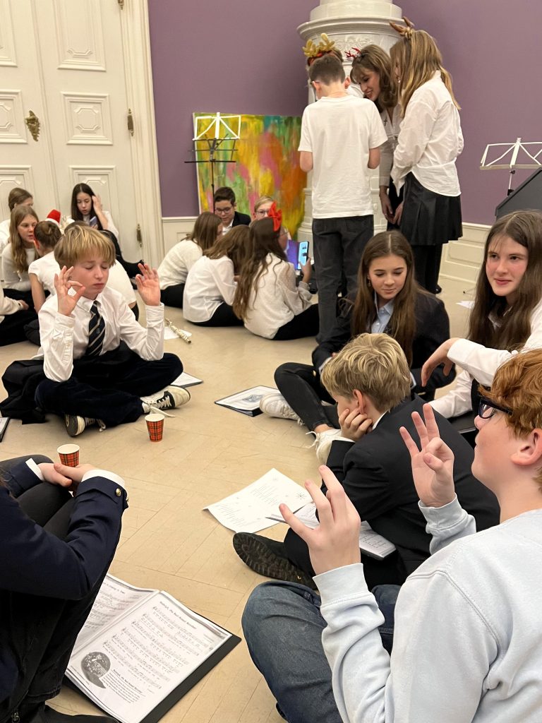 Vorbereitung auf das Weihnachtskonzert im Stiftsgymnasium Wilhering
