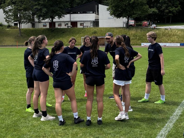 Fußball Mädelsgruppe, Kollmeier